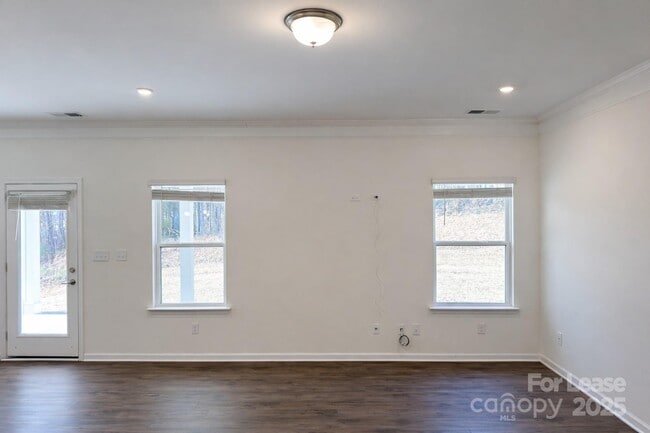 Photo - 6100 Trinity Xing Cir