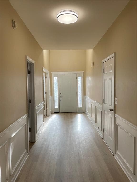 Photo - 1265 Wondering Way