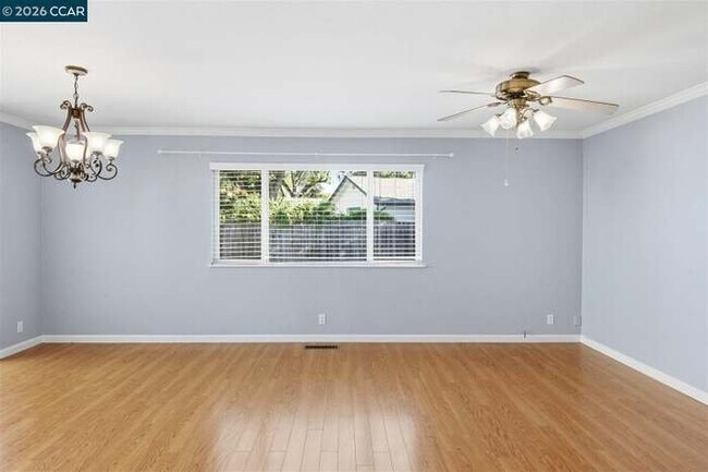 55 Ceemar Ct
