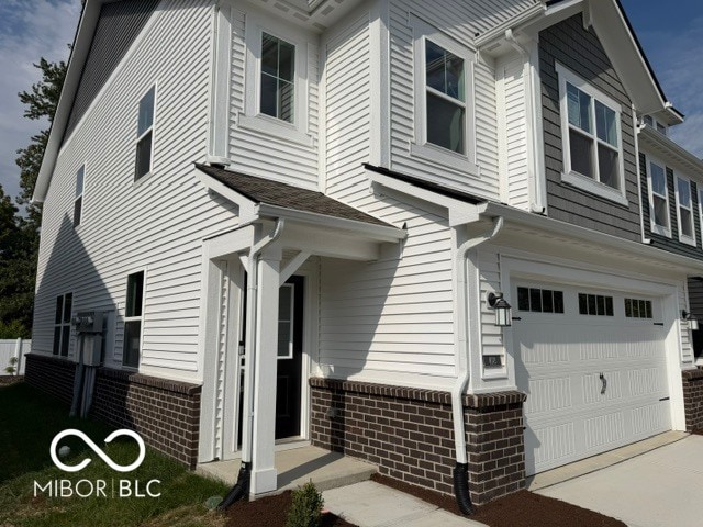 418 Monarch Ln