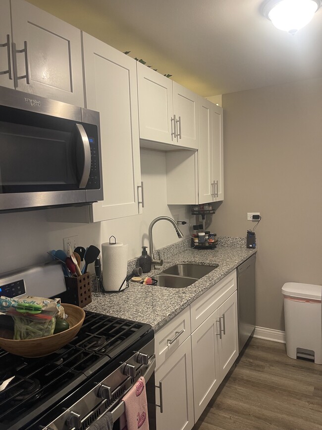 Photo - 820 MCINTOSH Ct Unit 308