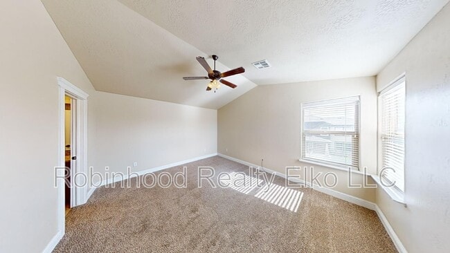 Photo - 3529 Autumn Colors Dr