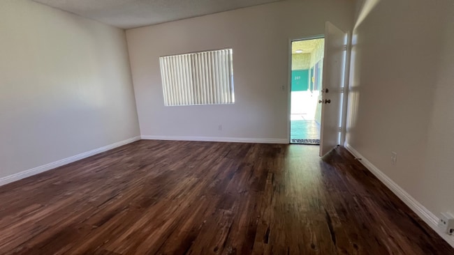 Photo - 7424 Radford Ave Unit 208