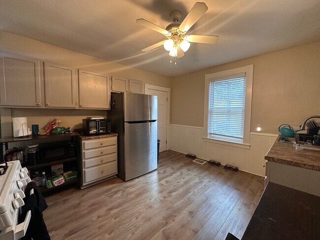 Photo - 144 North St Unidad 1