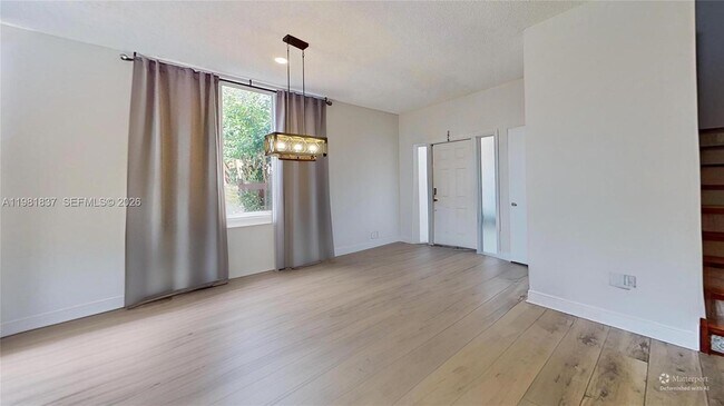 Photo - 3760 Westminster St