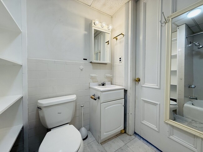 *Pictures are representative samples of the advertised unit. In some cases, the actual units you tou - 350 Beacon St Unit 3B