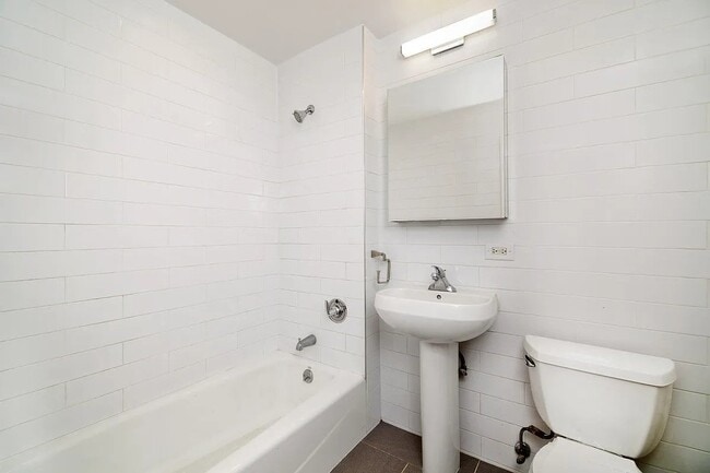 152 Ludlow St Unit 4C