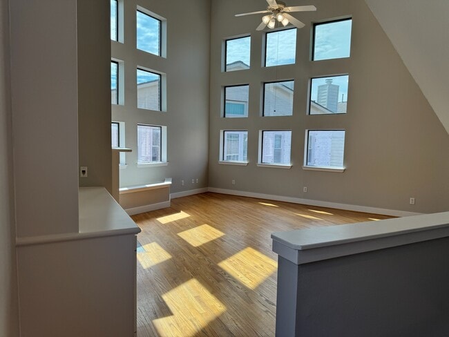 Photo - 9716 Linkmeadow Ln