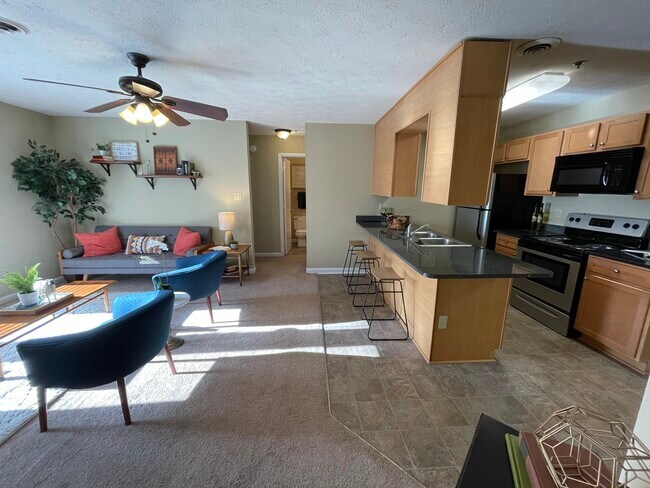 Fox Lake Apartment Homes For Rent in Knoxville, TN | ForRent.com