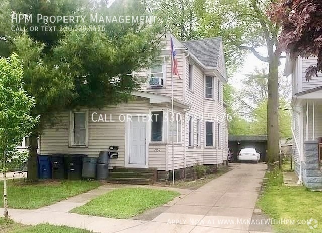 Building Photo - Two-Bedroom Duplex for Rent Unit Up Rental