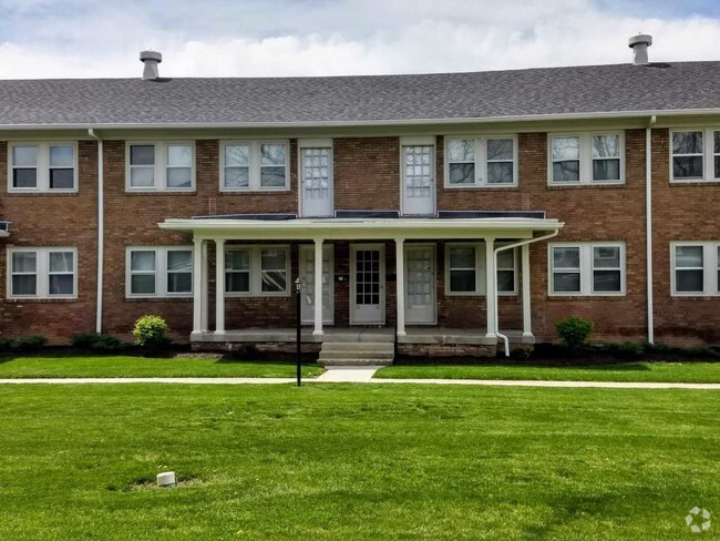 Building Photo - Washington Court Apartments