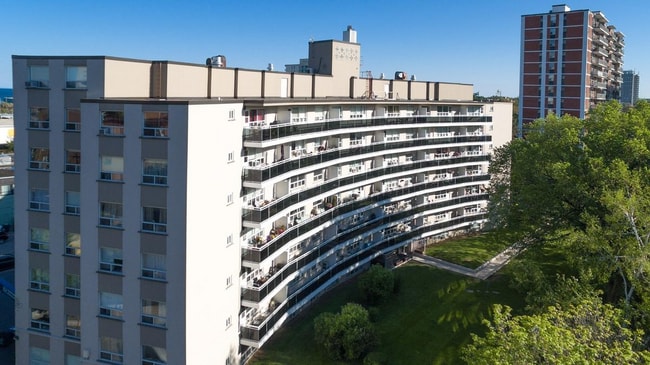 Photo - 7 Elizabeth Street North