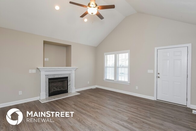 Photo - 332 Jared Dr