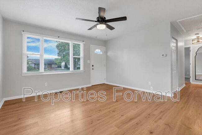 4355 Maplegrove Dr