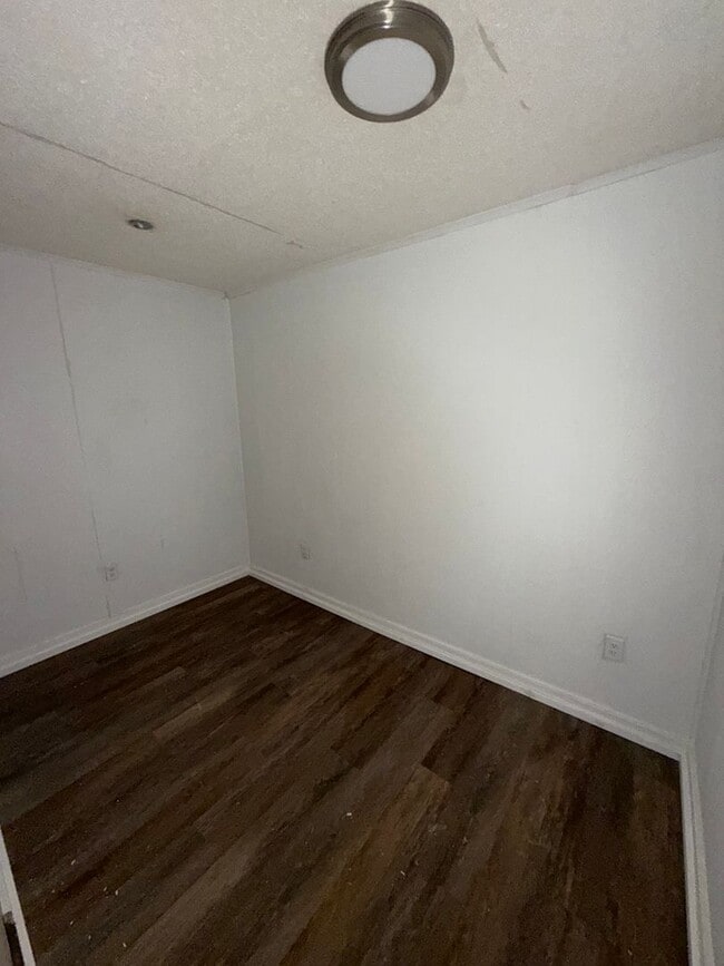 Photo - 3081 Sunrise St