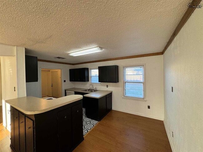 Photo - 4007 Gossett Dr