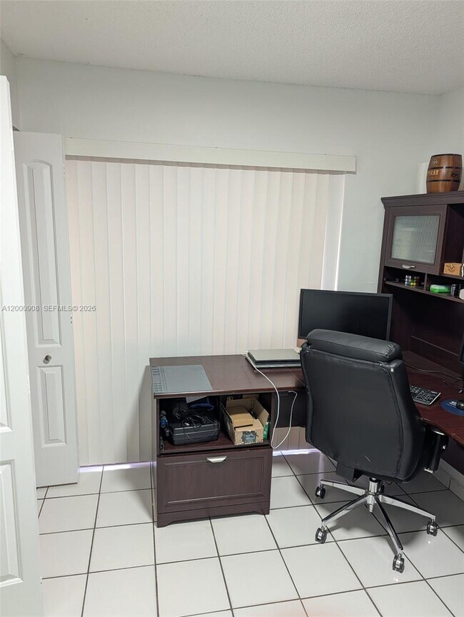 Photo - 4824 SW 152nd Ct