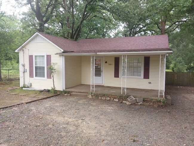 Building Photo - 7005 Hindman Pk Wy