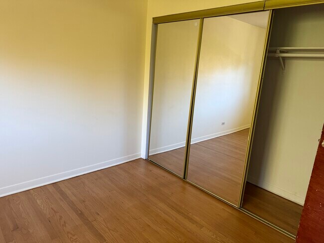 Photo - 7535 N Rockwell St