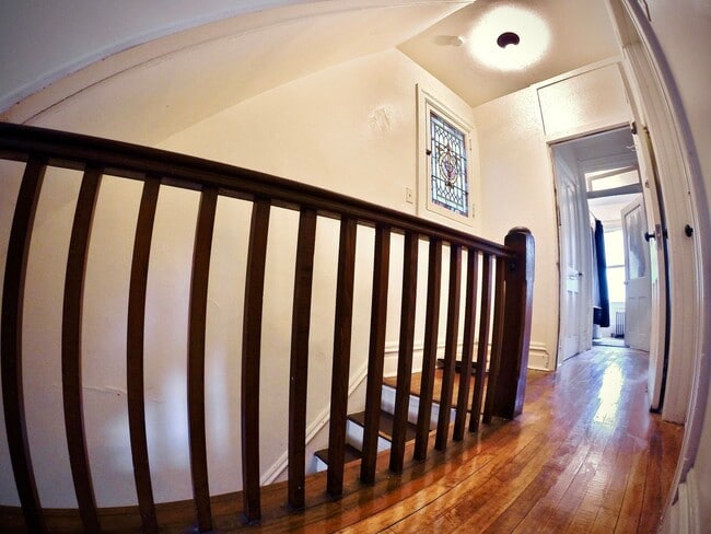 Photo - 5510 Howe St Unidad 5510 Howe #2