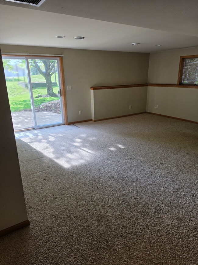 Photo - 1006 Georgene St Unit 2