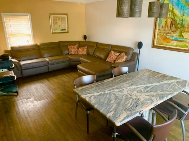 Living room - 5310 S Archer Ave Unit 1 R
