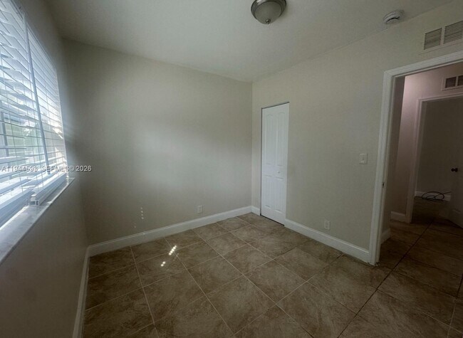 Photo - 2511 NW 9th St