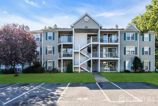 Building Photo - 66 Iroquois Dr Unit 24