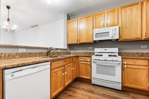 Photo - 732 Woodewind Dr