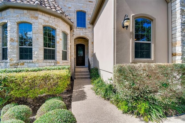 4216 Myrtle Beach Dr