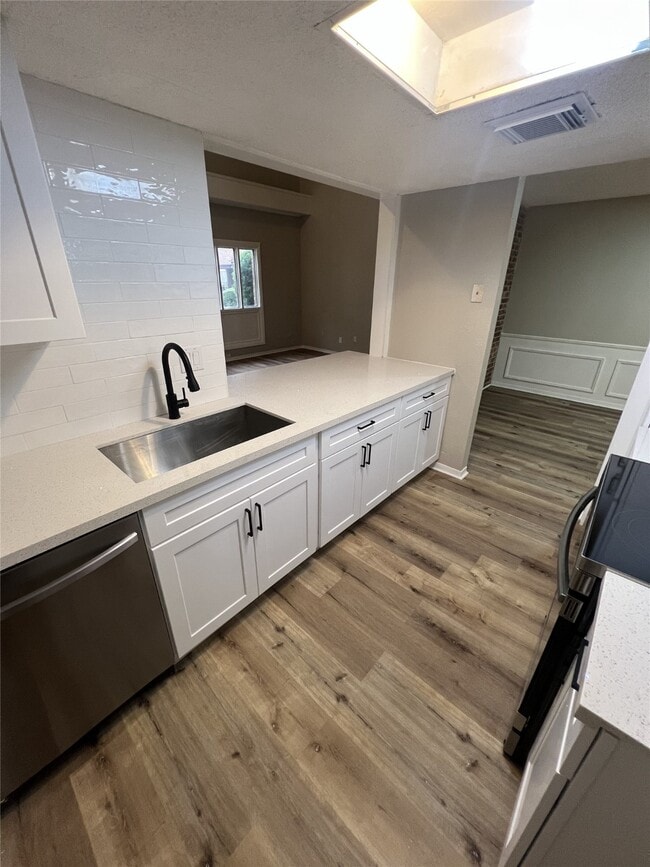 Photo - 1310 Town Cir Unit 1