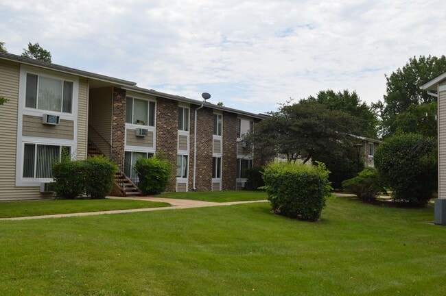 Building Photo - 1400 Light Road Unit 14-207