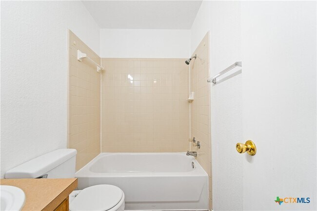 Photo - 3805 Woodrow Dr