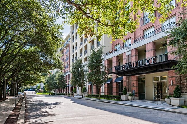 Photo - 2801 Waterwall Dr Unidad B1