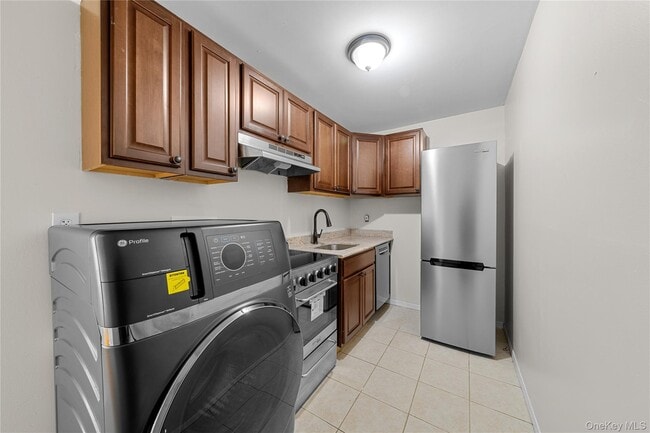 Photo - 410 Jericho Tpke Unit 2C