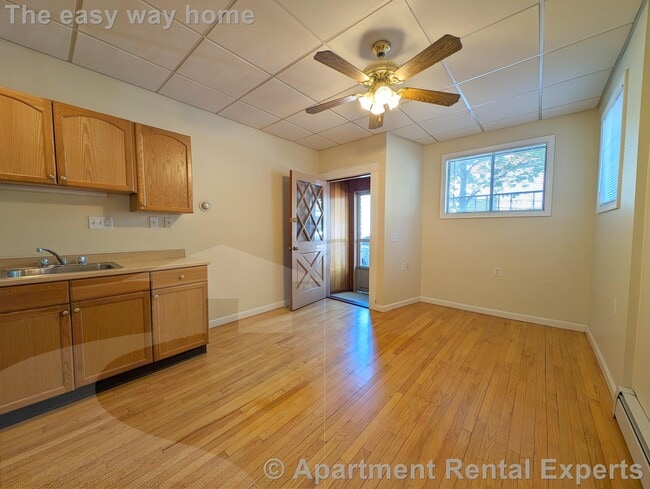 124 Rogers Ave Unit 1