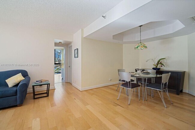 Photo - 3610 Yacht Club Dr