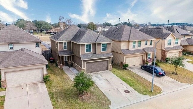 Photo - 5742 Adelaide River Dr