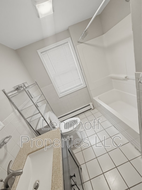 Photo - 130 S Elm St