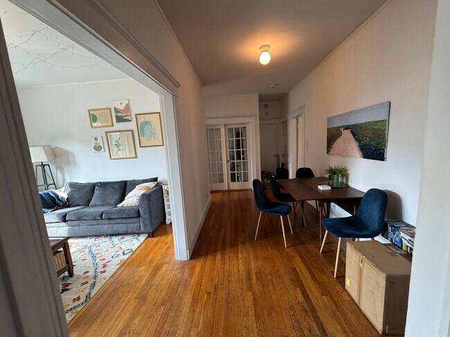 Photo - 85 Winchester St