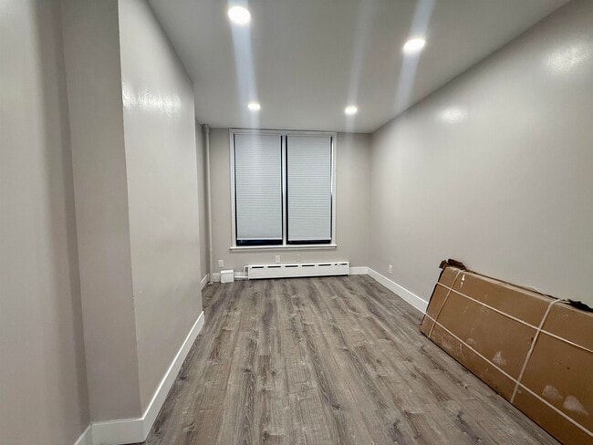 Photo - 330 Jackson St Unit 1R