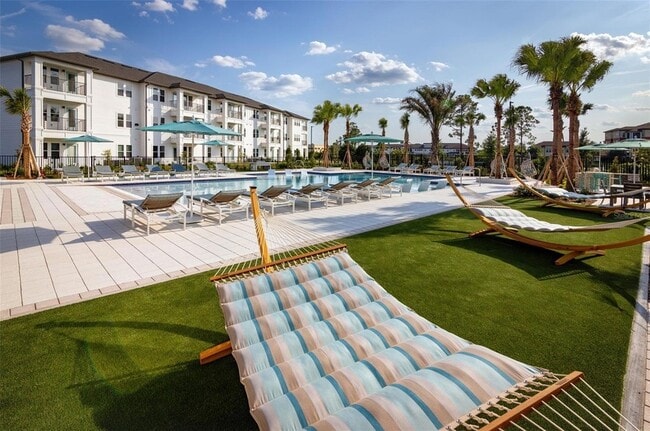 Building Photo - 100 Windflower Ln Unit B2