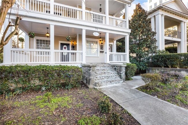 Photo - 71 17th St NE