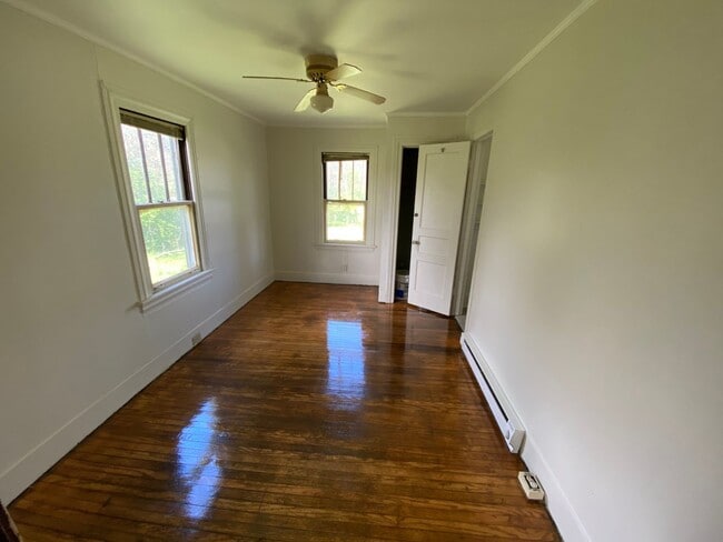Photo - Newly available in woodycrest