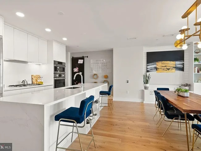 Photo - 1211 Van St SE Unidad PH 13B