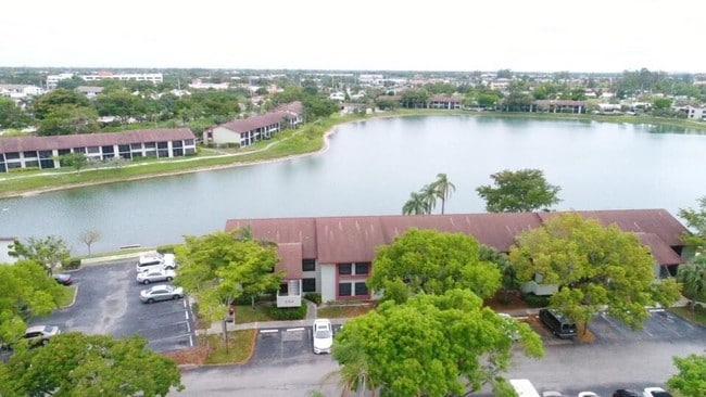 Photo - 215 Lake Pointe Dr Unit 109