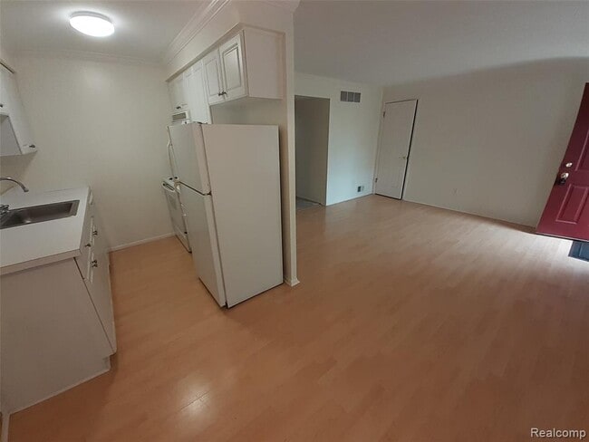 Photo - 154 Princeton Dr