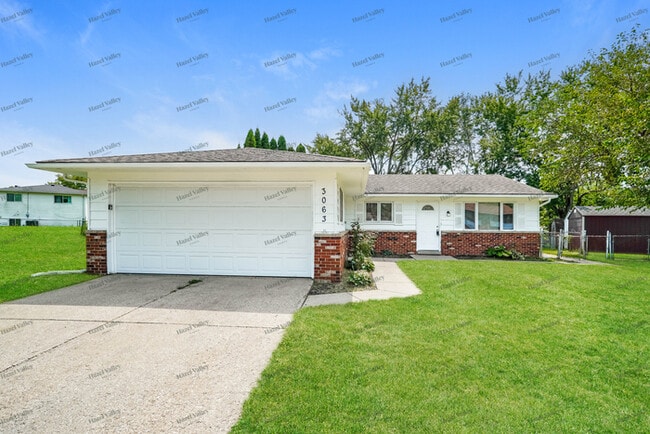 Building Photo - 3063 Chelford Dr