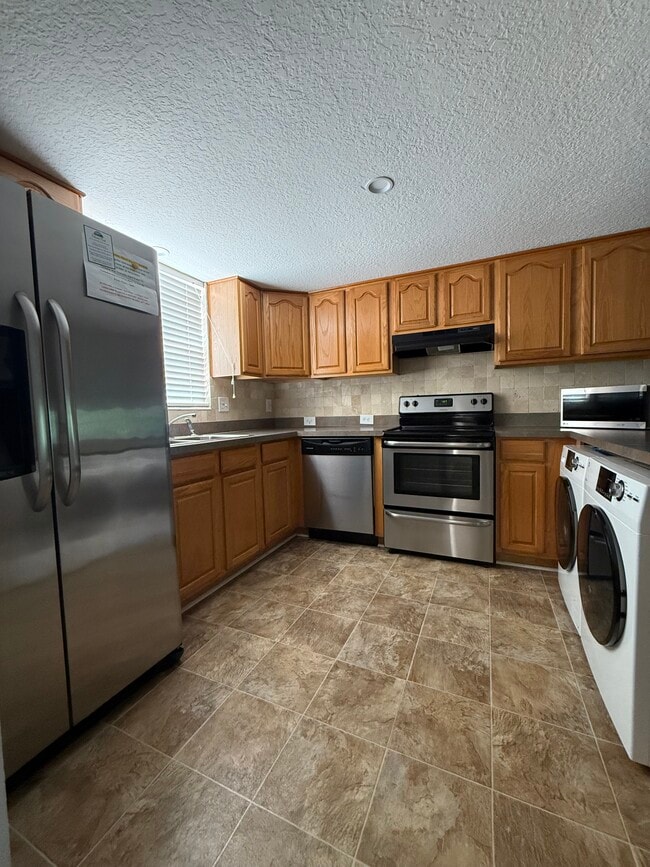 Kitchen - 5201 Atlantic Blvd Unit Colonial Point 295
