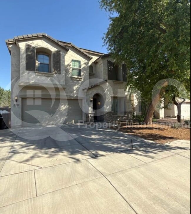 Building Photo - 11053 E Silver Springs Ave